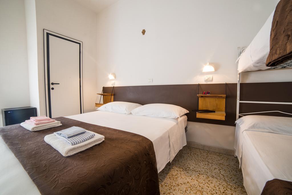 Hotel Nuovo Fiore Cattolica Quarto foto