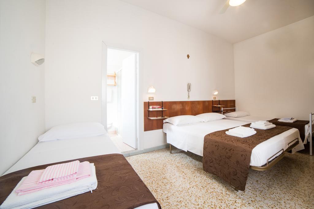 Hotel Nuovo Fiore Cattolica Quarto foto