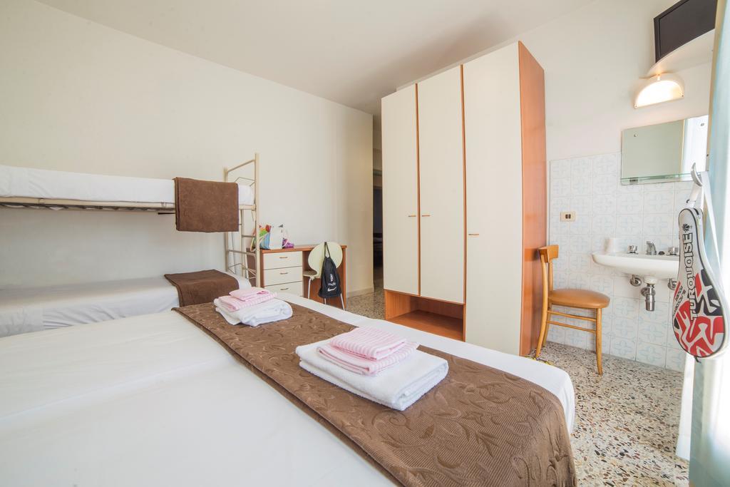 Hotel Nuovo Fiore Cattolica Quarto foto